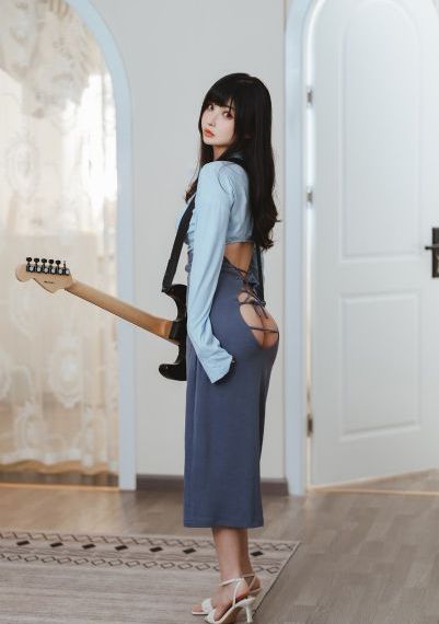 大胸女邻居bd