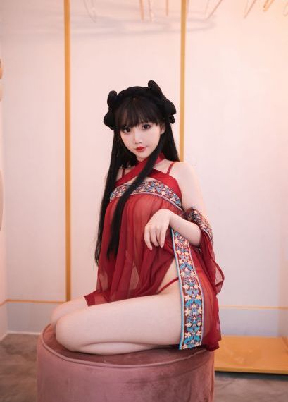 年轻的女教师3