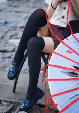 火车上的女孩