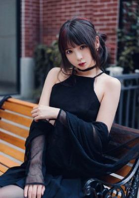 极品销魂美女特嫩bbb片