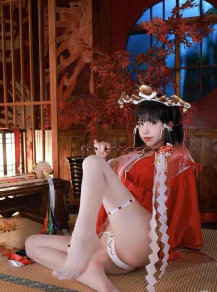 美里麻衣