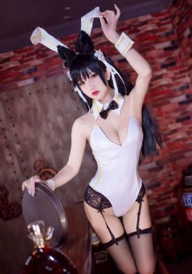 女人在公交车上一级毛片